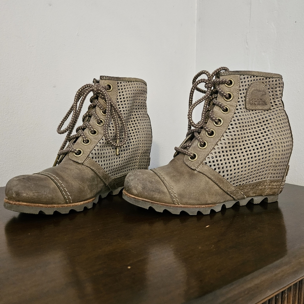 Sorel Wedges green